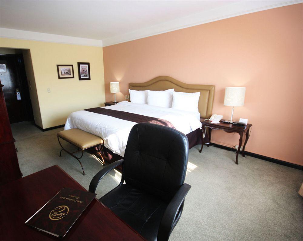 Plaza Camelinas Hotel Querétaro