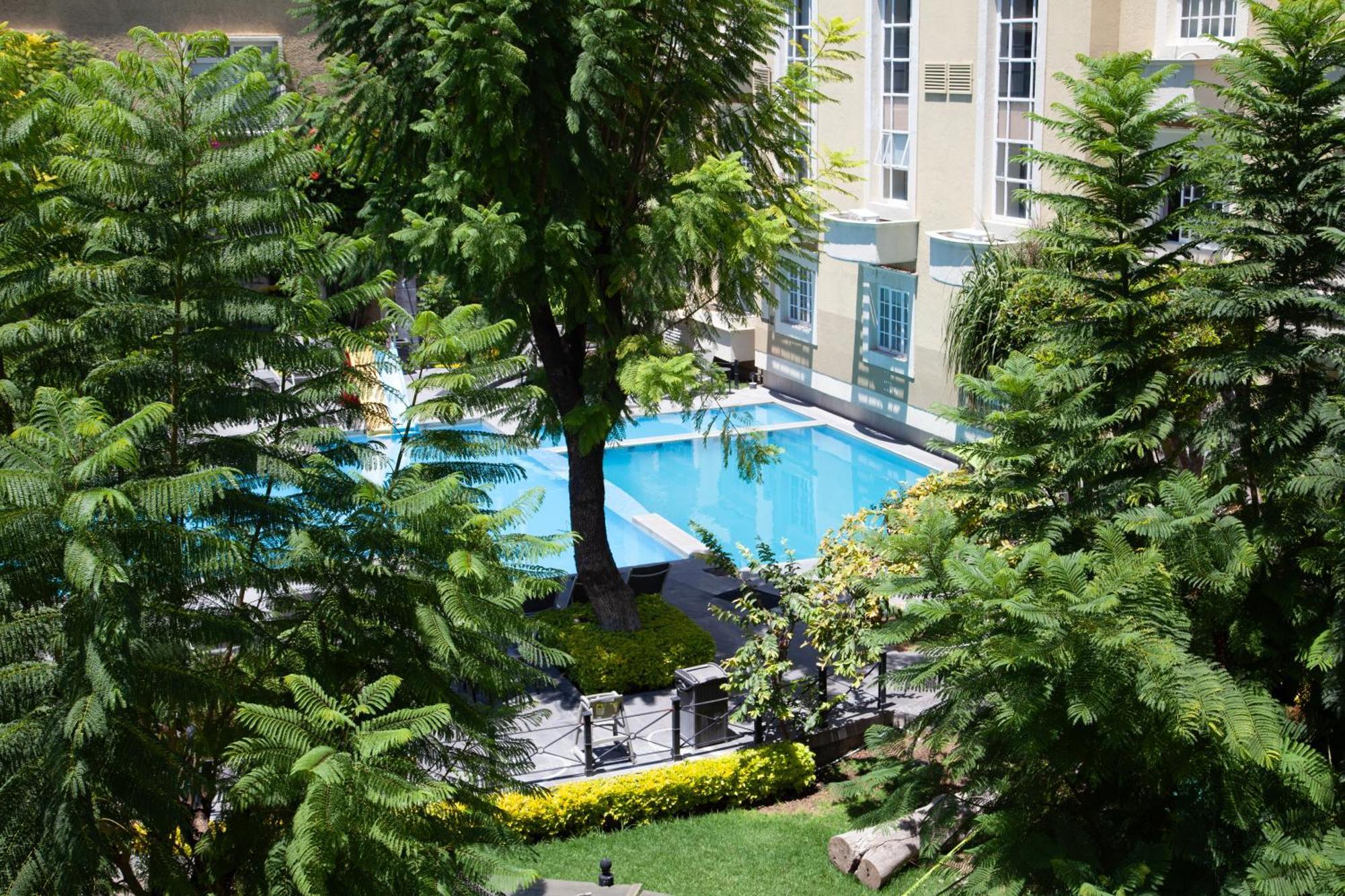 Plaza Camelinas 4* Querétaro
