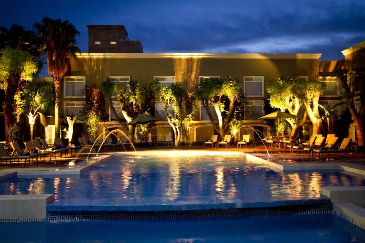 Plaza Camelinas 4* Querétaro